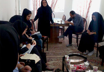 بازدید جمعی از دانشجویان مددکاری اجتماعی از انجمن کومش